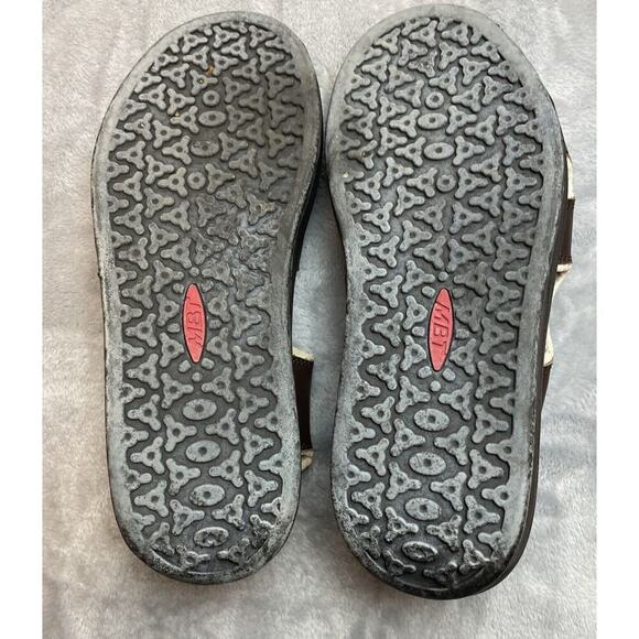 MBT Kisumu Sandals Mens 11 Brown Leather Rocker Sole Comfort Hook Loop Closures - Picture 9 of 10